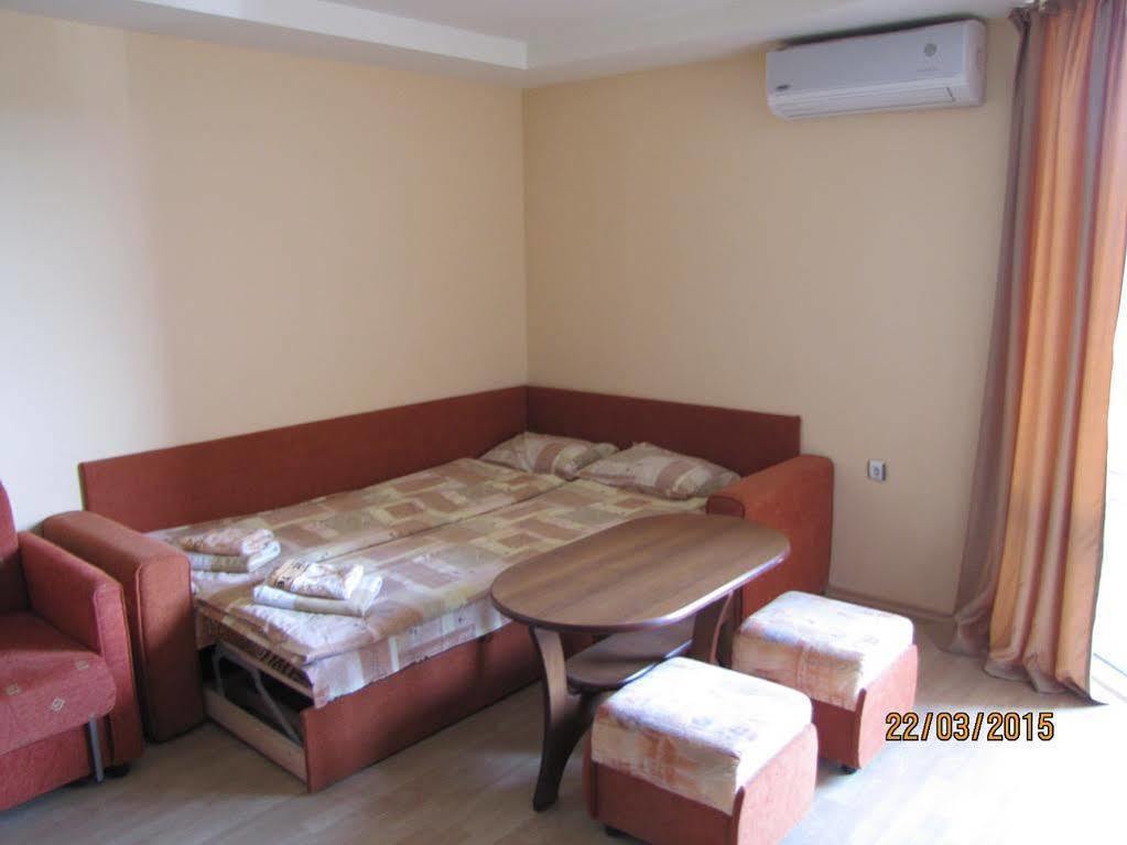 Paris Hotel Balchik Exterior foto
